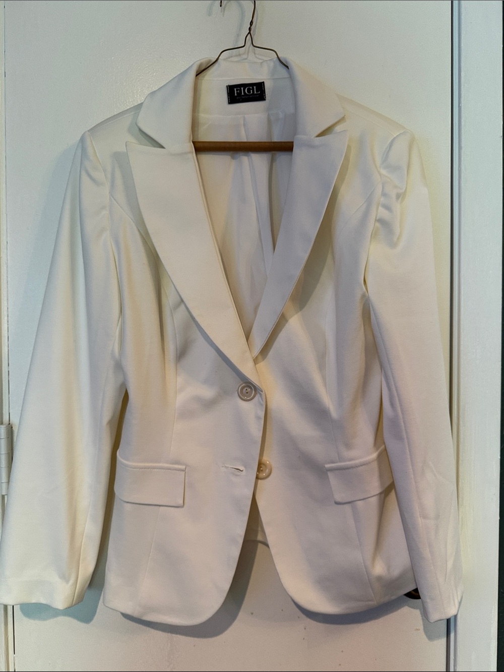 Women's Cream Single-Button Notch Lapel Blazer